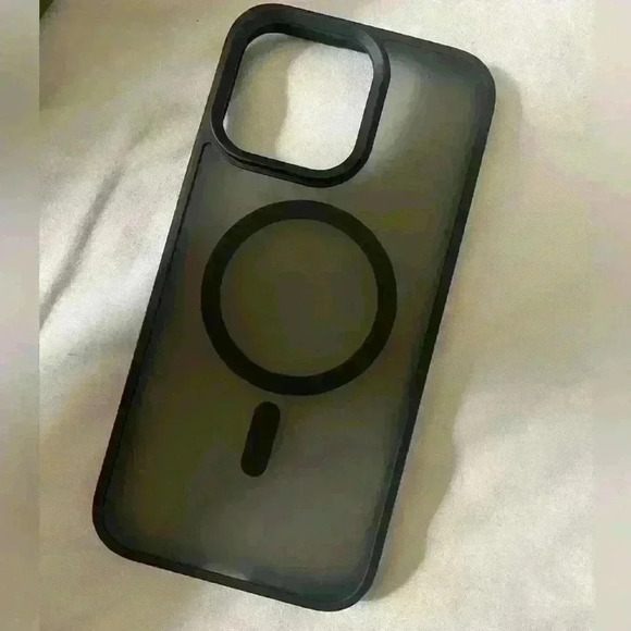 iPhone 15 Pro Max case - Picture 1 of 3